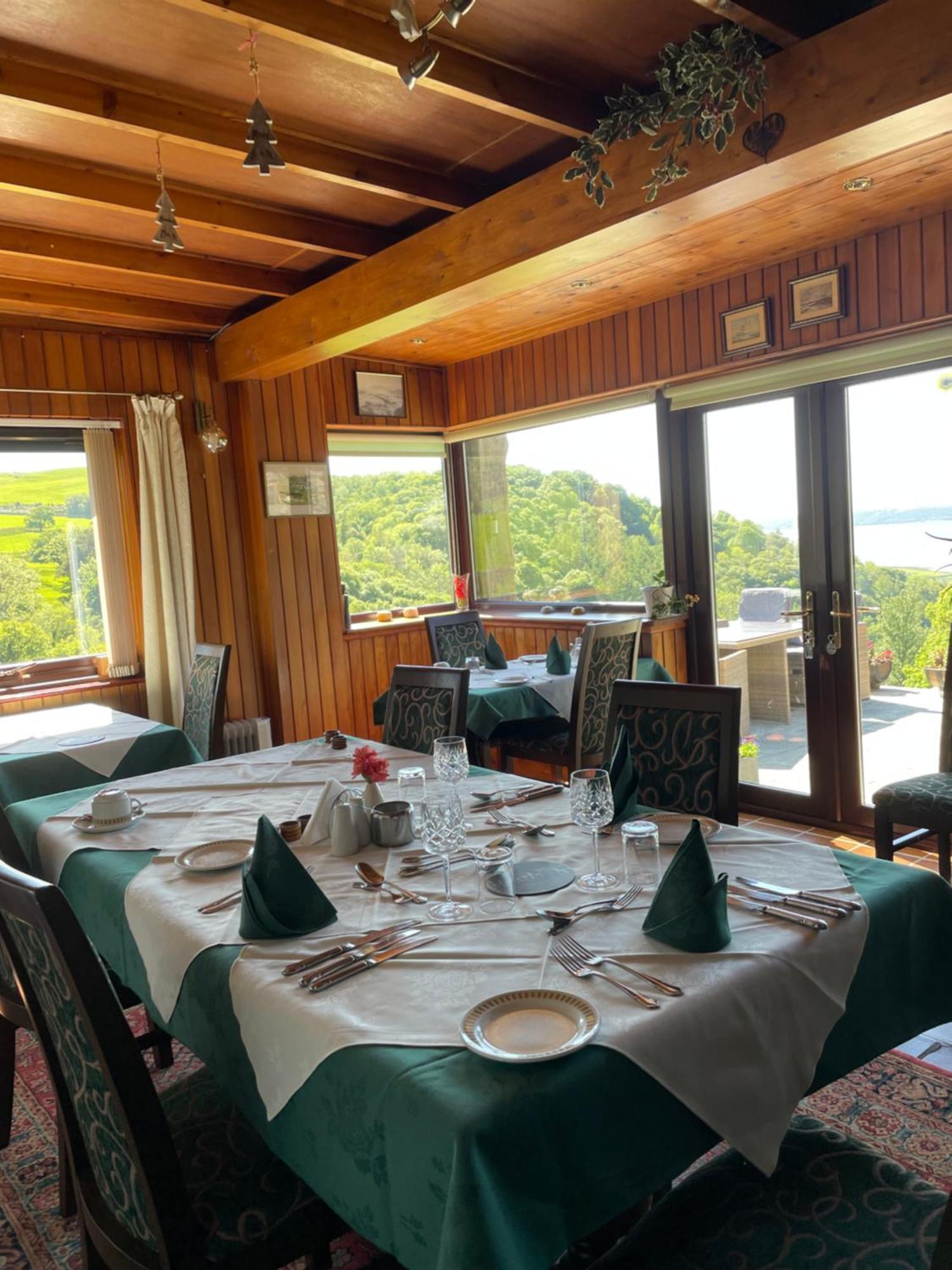 Rhiwiau Guesthouse Ланвайрвехан Екстериор снимка